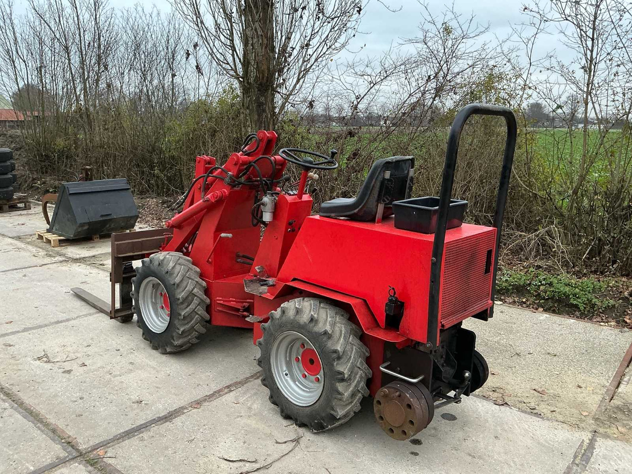 WEIDEMANN 917 SHOVEL - BUCKET - FORKS AND CLAMP - Cargadora de ruedas: foto 3 WEIDEMANN 917 SHOVEL - BUCKET - FORKS AND CLAMP - Cargadora de ruedas: foto 3