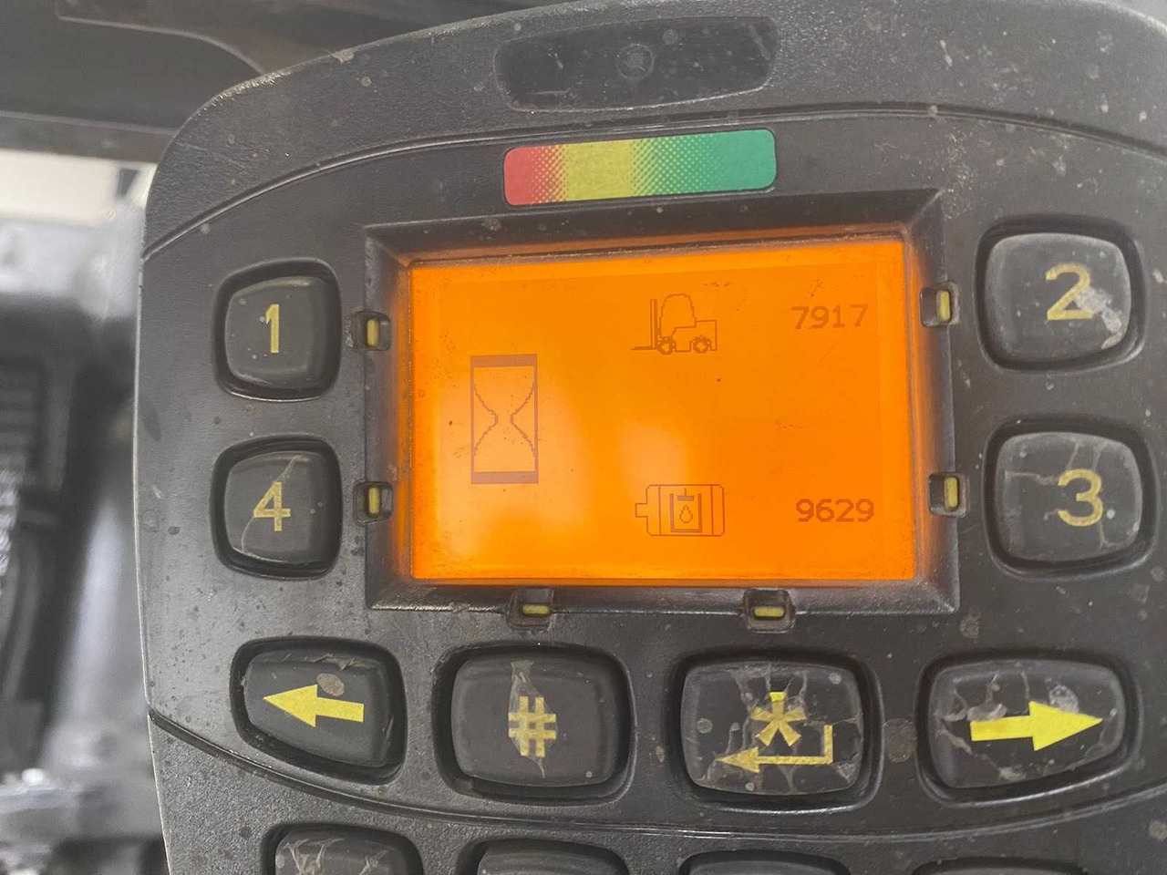 YALE - 2013 - ERP 35 VL - FORKLIFT TRIPLEX - FREELIFT - SIDESHIFT - Carretilla elevadora: foto 4 YALE - 2013 - ERP 35 VL - FORKLIFT TRIPLEX - FREELIFT - SIDESHIFT - Carretilla elevadora: foto 4