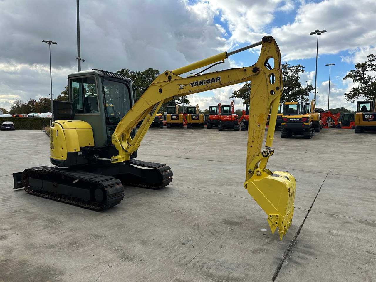 Yanmar YANMAR - 2010 - VIO55-5B - MIDI EXCAVATOR - Excavadora de cadenas: foto 3 Yanmar YANMAR - 2010 - VIO55-5B - MIDI EXCAVATOR - Excavadora de cadenas: foto 3