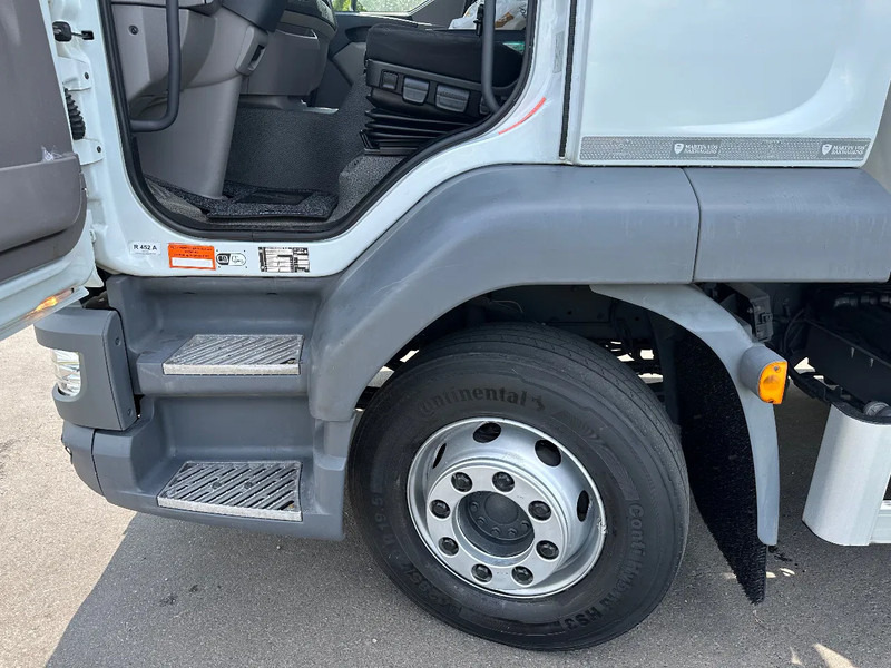 DAF LF 210 LF210.14. EURO6. 2018. KOELBAKWAGEN MET LAADKLEP 2000kg - Camión frigorífico: foto 5 DAF LF 210 LF210.14. EURO6. 2018. KOELBAKWAGEN MET LAADKLEP 2000kg - Camión frigorífico: foto 5