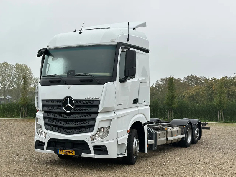 Mercedes-Benz Actros ACTROS 2642 LL EURO6. 2018. BDF. Chassic cabine. - Camión chasis: foto 1 Mercedes-Benz Actros ACTROS 2642 LL EURO6. 2018. BDF. Chassic cabine. - Camión chasis: foto 1