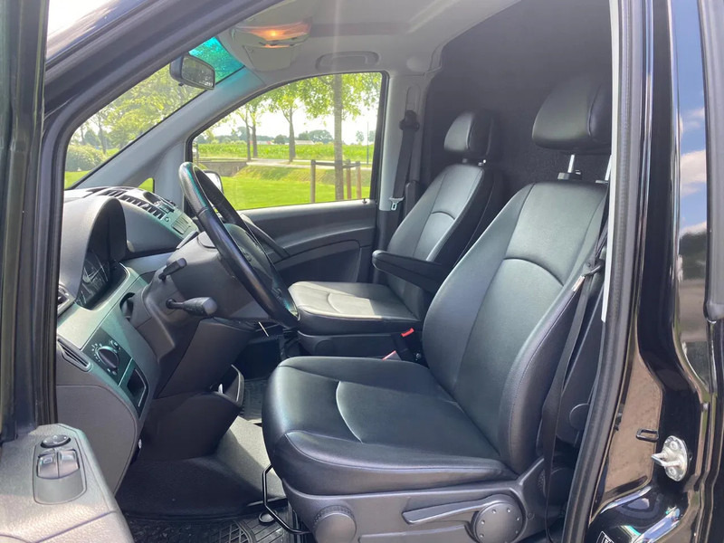 Mercedes-Benz Vito V6 6-Cilinder 2014. 79210km. - Furgoneta pequeña: foto 5 Mercedes-Benz Vito V6 6-Cilinder 2014. 79210km. - Furgoneta pequeña: foto 5