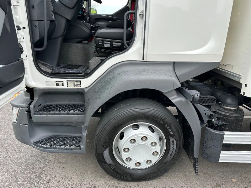 Renault D D250 DTI 8. 14T - Camión caja cerrada: foto 5 Renault D D250 DTI 8. 14T - Camión caja cerrada: foto 5