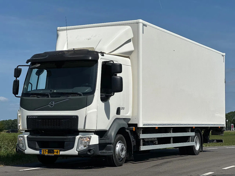 Volvo FL 210.12 EURO6 - Camión caja cerrada: foto 1 Volvo FL 210.12 EURO6 - Camión caja cerrada: foto 1