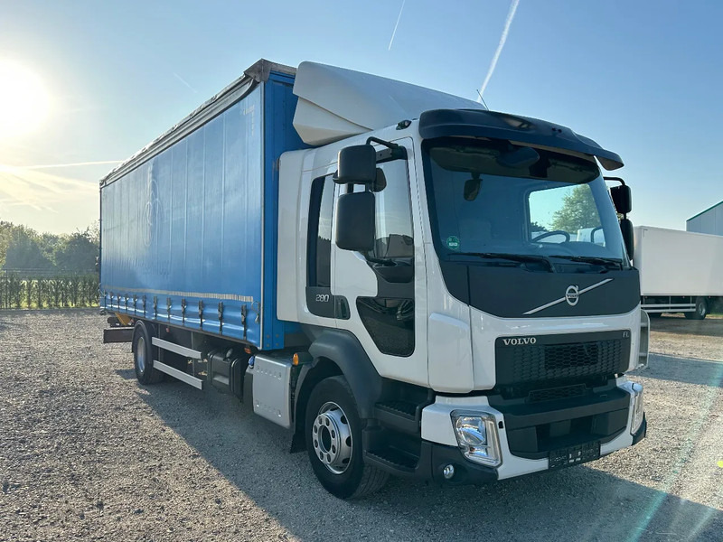 Volvo FL FL280.16 EURO6. 2022. 8400kg Laadvermogen Eventueel , OPRIJWAGEN , PAARDENWAGEN. - Camión chasis: foto 2 Volvo FL FL280.16 EURO6. 2022. 8400kg Laadvermogen Eventueel , OPRIJWAGEN , PAARDENWAGEN. - Camión chasis: foto 2