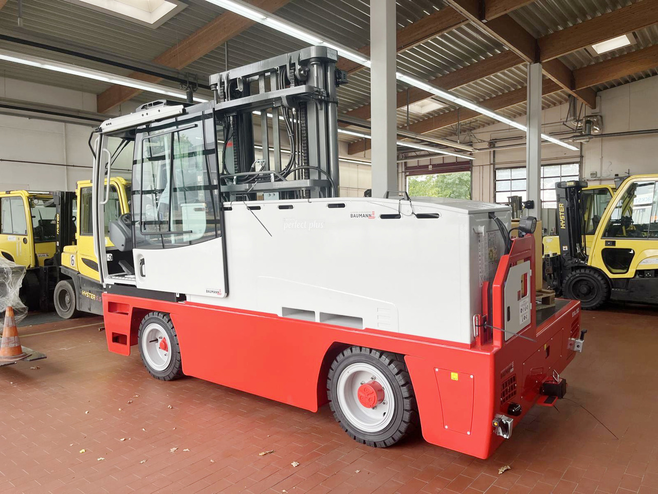 Baumann ELQ 50 L/14/60 TR 120V - Carretilla de carga lateral: foto 3 Baumann ELQ 50 L/14/60 TR 120V - Carretilla de carga lateral: foto 3