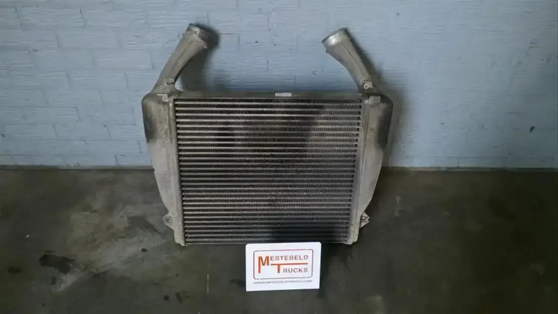 DAF Intercooler - Sistema de refrigeración para Camión: foto 2 DAF Intercooler - Sistema de refrigeración para Camión: foto 2