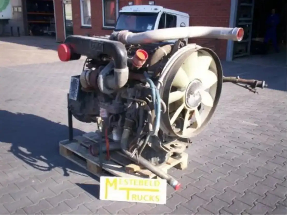 Diversen DIV. Motor Cummins M380 E20 - Motor para Camión: foto 1 Diversen DIV. Motor Cummins M380 E20 - Motor para Camión: foto 1