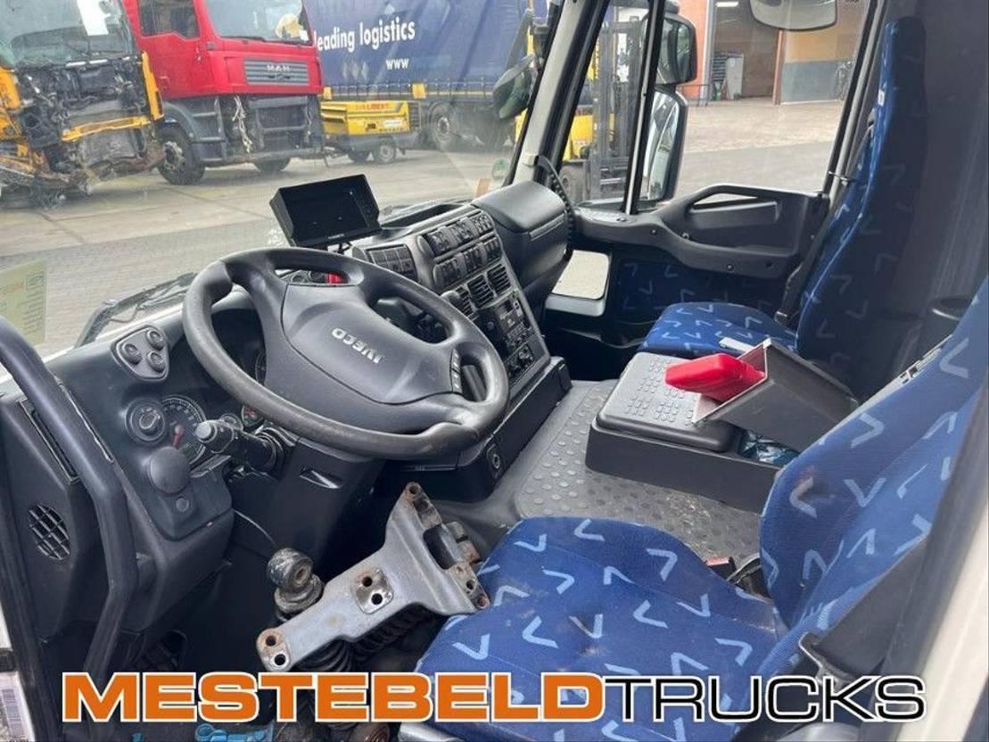 Iveco Korte cabine - Cabina para Camión: foto 3 Iveco Korte cabine - Cabina para Camión: foto 3