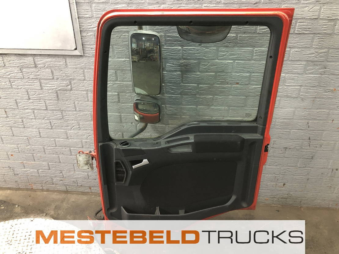 MAN Deur rechts - Cabina e interior para Camión: foto 2 MAN Deur rechts - Cabina e interior para Camión: foto 2