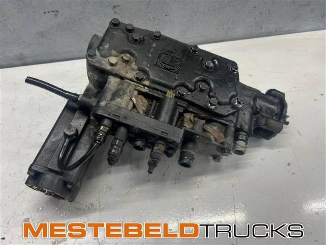 MAN Hydraulisch schakeldeksel 16S2520 TO - Caja de cambios para Camión: foto 1 MAN Hydraulisch schakeldeksel 16S2520 TO - Caja de cambios para Camión: foto 1