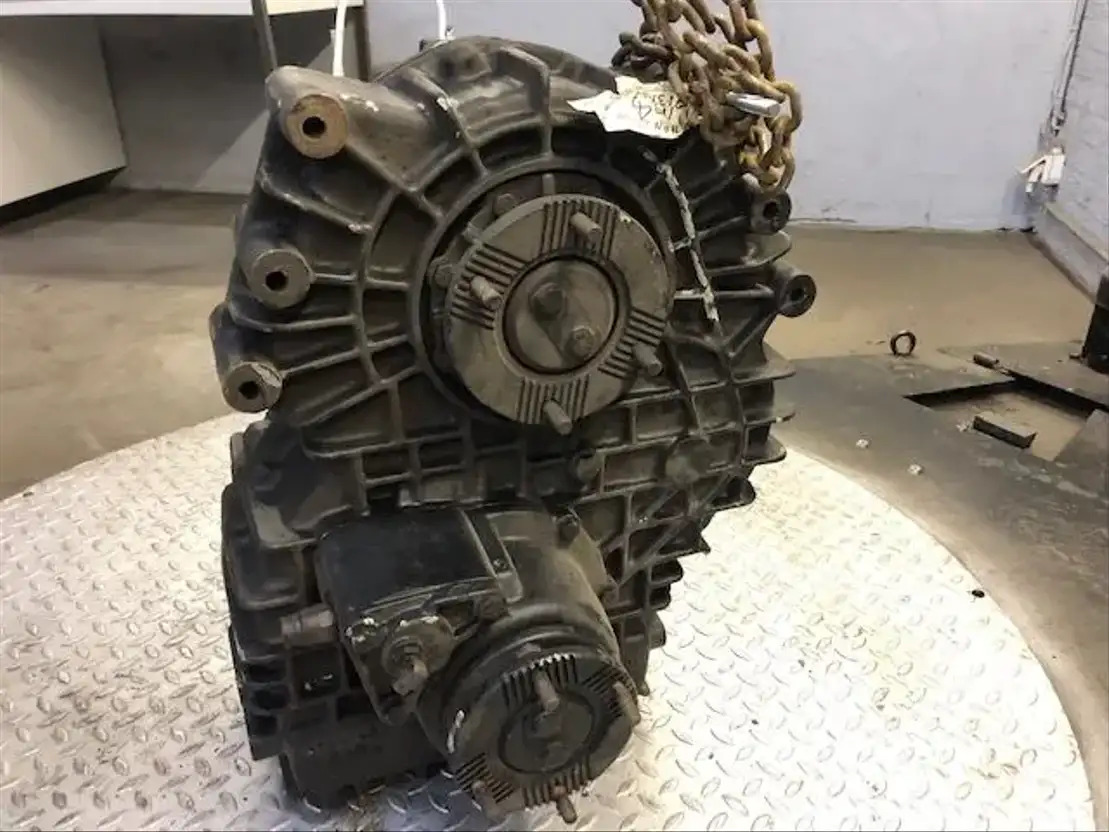 MAN Tussenbak G 1700-1 - Caja de cambios y piezas para Camión: foto 2 MAN Tussenbak G 1700-1 - Caja de cambios y piezas para Camión: foto 2