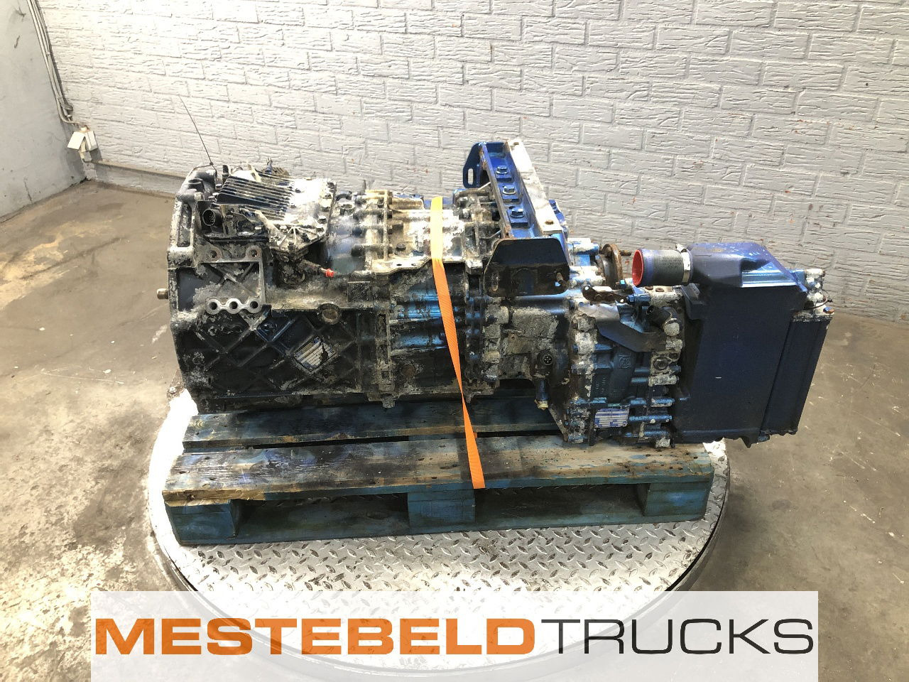 MAN Versnellingsbak 12AS2331 TD + IT3 - Caja de cambios y piezas para Camión: foto 1 MAN Versnellingsbak 12AS2331 TD + IT3 - Caja de cambios y piezas para Camión: foto 1