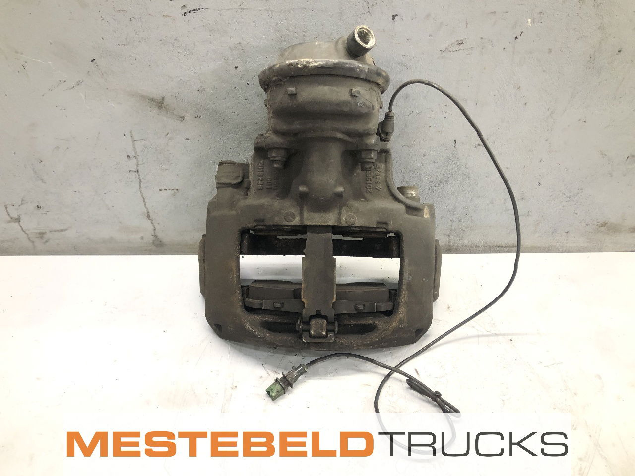 Mercedes-Benz Remklauw rechtsvoor - Piezas de freno para Camión: foto 1 Mercedes-Benz Remklauw rechtsvoor - Piezas de freno para Camión: foto 1