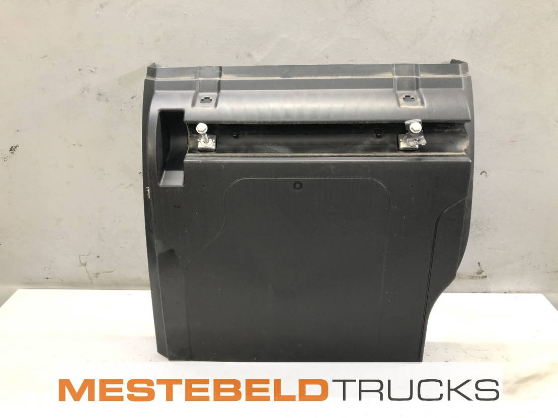 Mercedes-Benz Spatbord achteras rechtsvoor - Bastidor/ Chasis para Camión: foto 1 Mercedes-Benz Spatbord achteras rechtsvoor - Bastidor/ Chasis para Camión: foto 1