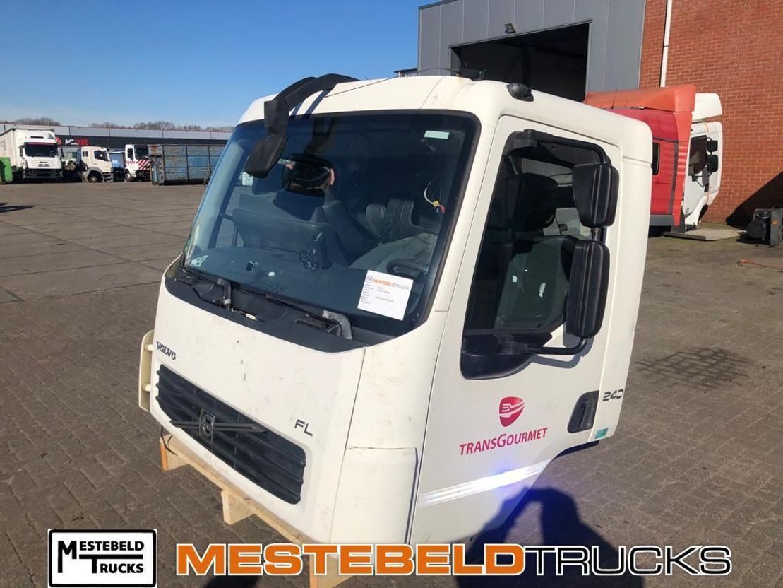 Volvo Cabine - Cabina para Camión: foto 2 Volvo Cabine - Cabina para Camión: foto 2