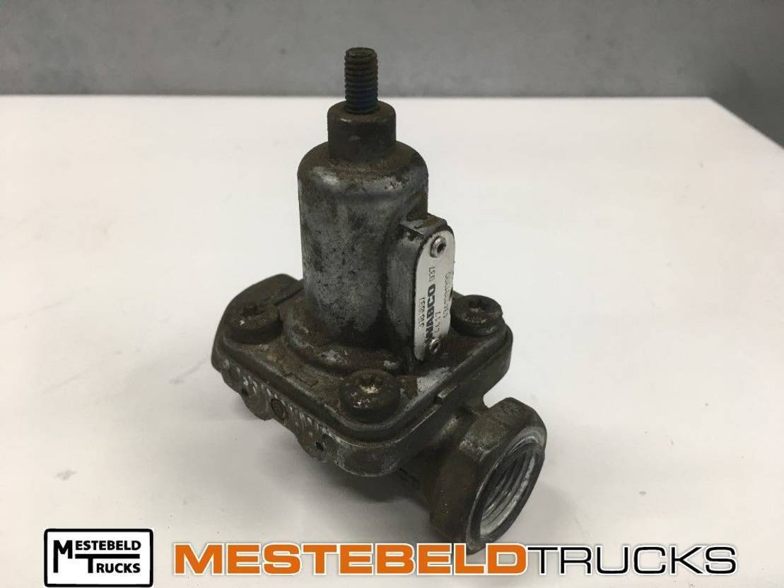 Volvo Overstroomklep FH16 - Válvula para Camión: foto 1 Volvo Overstroomklep FH16 - Válvula para Camión: foto 1