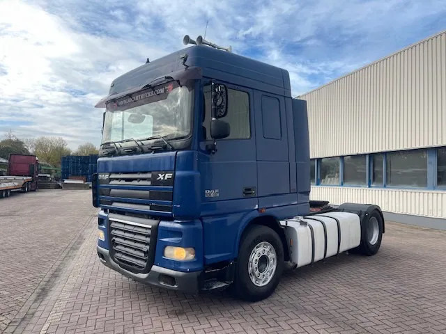 DAF XF 105.460 Manual gear - Cabeza tractora: foto 3 DAF XF 105.460 Manual gear - Cabeza tractora: foto 3