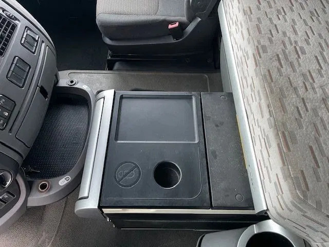 Cabeza tractora DAF XF 460 Retarder 2x Fuel-tanks: foto 15 Cabeza tractora DAF XF 460 Retarder 2x Fuel-tanks: foto 15