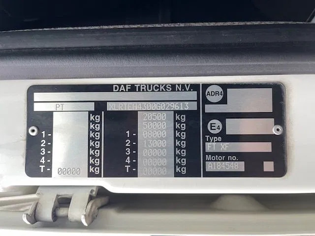 Cabeza tractora DAF XF 460 Retarder 2x Fuel-tanks: foto 18 Cabeza tractora DAF XF 460 Retarder 2x Fuel-tanks: foto 18