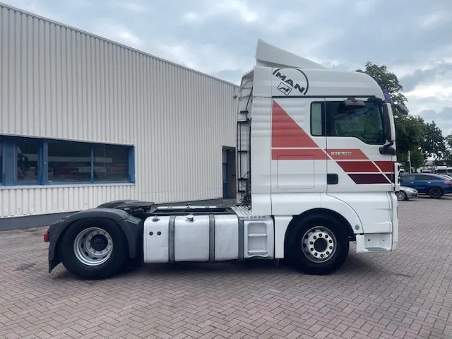 MAN TGX 18.480 Retarder 2Tanks - Cabeza tractora: foto 5 MAN TGX 18.480 Retarder 2Tanks - Cabeza tractora: foto 5
