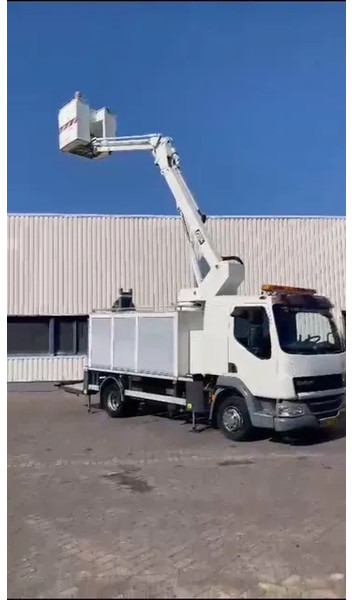DAF LF 45.160 CUSTERS Hoogwerker 14,5 mtr / Skyworker 14,5mtr - Camión con plataforma elevadora: foto 3 DAF LF 45.160 CUSTERS Hoogwerker 14,5 mtr / Skyworker 14,5mtr - Camión con plataforma elevadora: foto 3