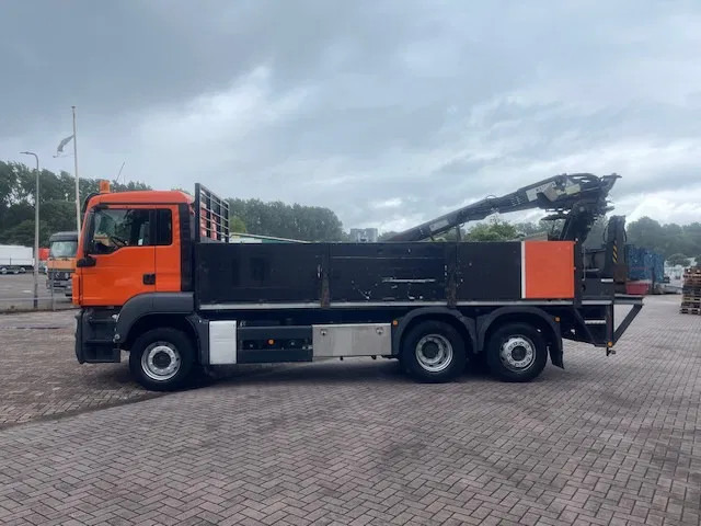 MAN TGS 26.320 6x2 Euro 5 met verrijdbare 14.000 R2 Kennis kraan '2008' met stempels - Camión grúa: foto 4 MAN TGS 26.320 6x2 Euro 5 met verrijdbare 14.000 R2 Kennis kraan '2008' met stempels - Camión grúa: foto 4