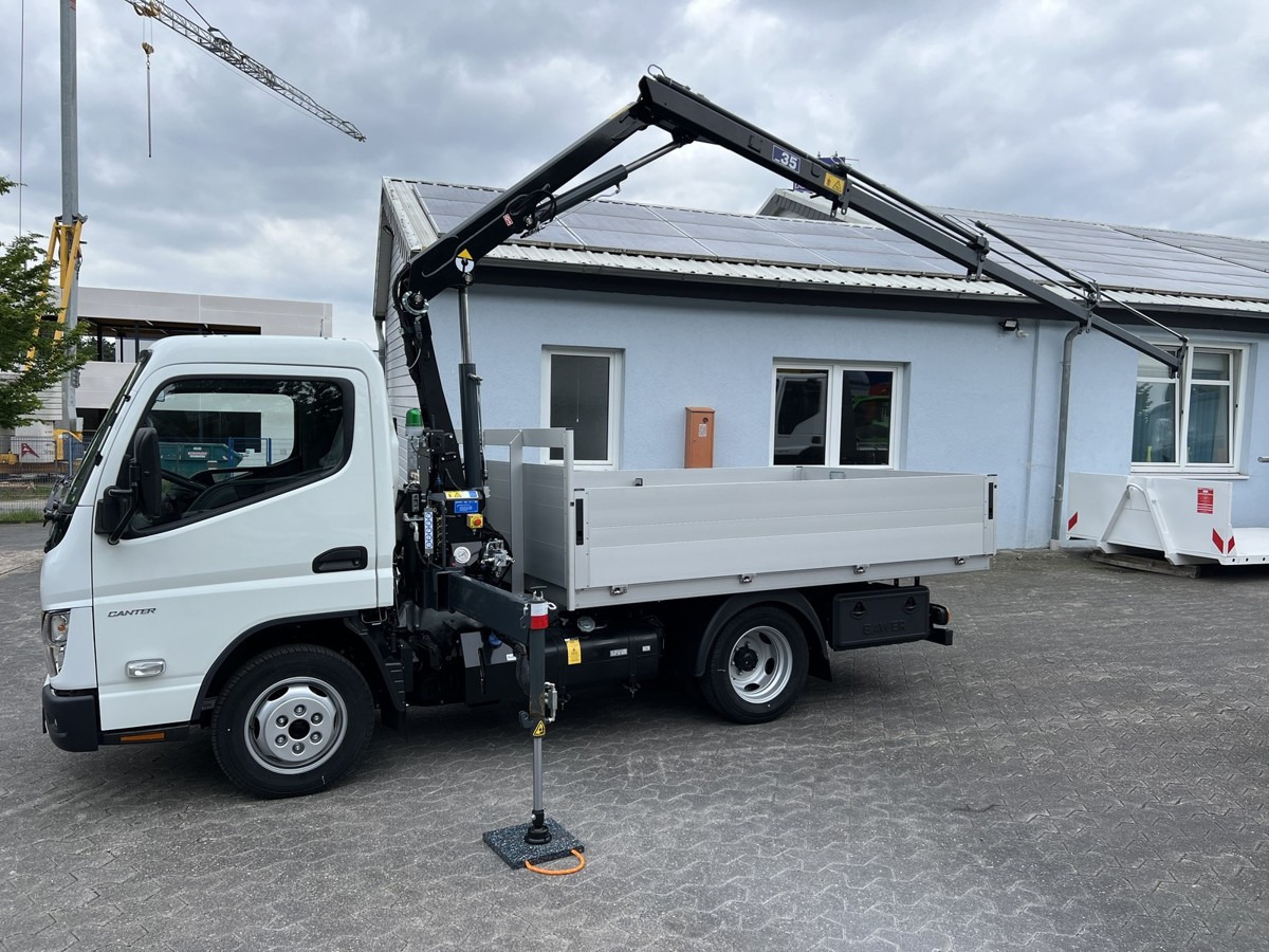 FUSO 3S15 Alu Pritsche 2.80m Ladekran - Caja abierta furgoneta: foto 2 FUSO 3S15 Alu Pritsche 2.80m Ladekran - Caja abierta furgoneta: foto 2