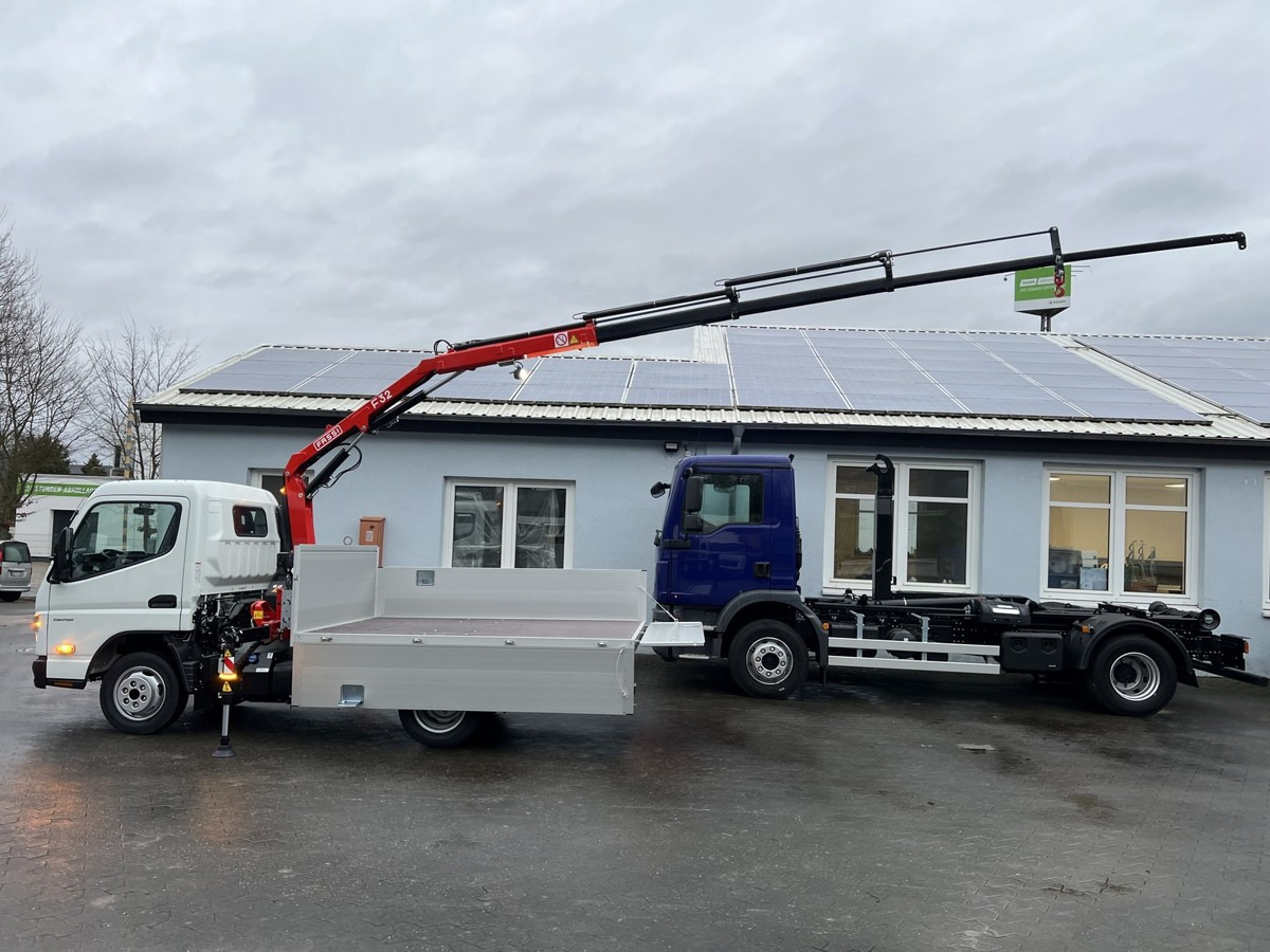 FUSO 3S15 Alu Pritsche 2.80m Ladekran Funk! - Caja abierta furgoneta: foto 3 FUSO 3S15 Alu Pritsche 2.80m Ladekran Funk! - Caja abierta furgoneta: foto 3