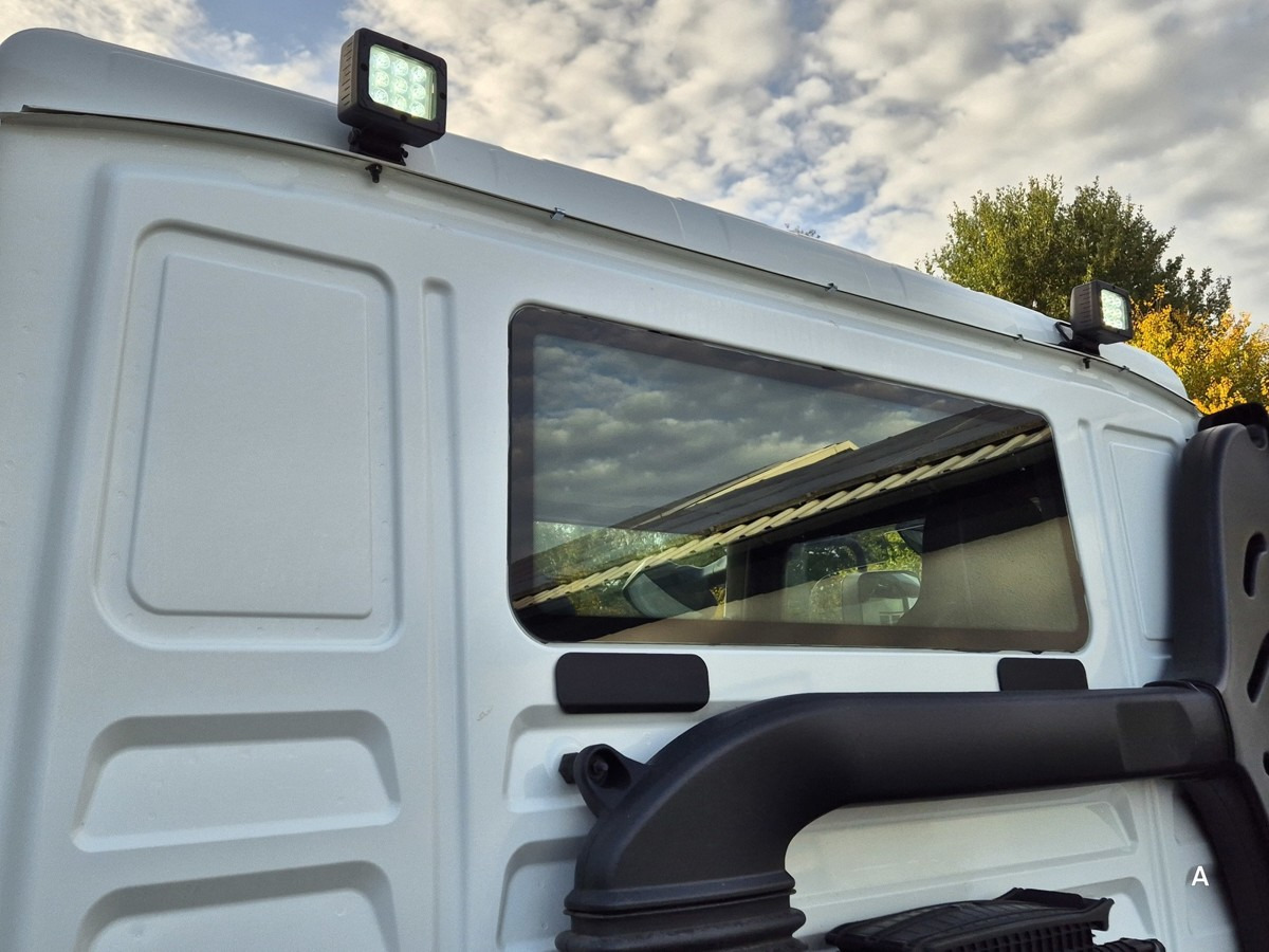 MAN TGL 8.190 BL City Abrollkipper Aut., 2 x AHK sof - Camión multibasculante: foto 5 MAN TGL 8.190 BL City Abrollkipper Aut., 2 x AHK sof - Camión multibasculante: foto 5