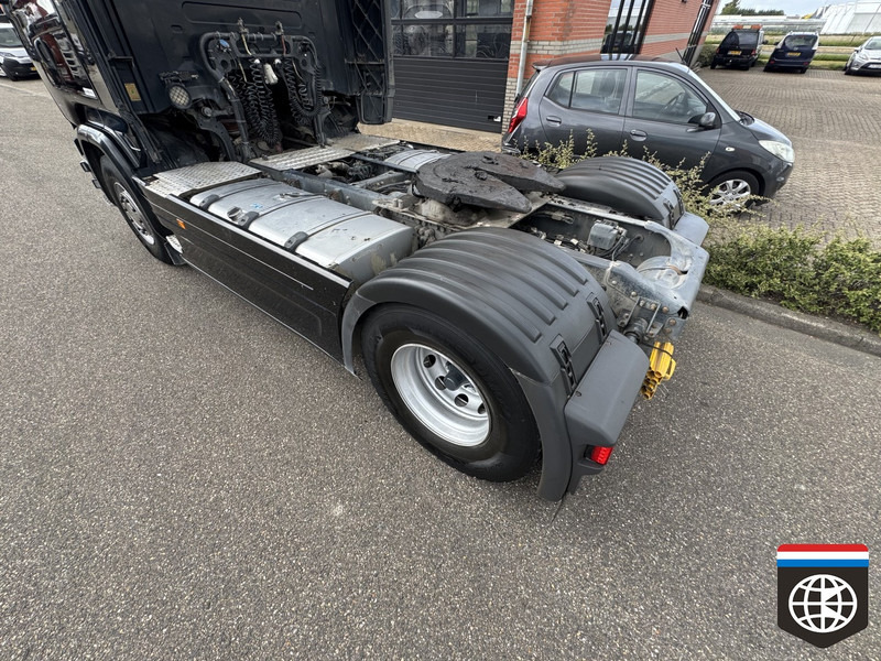 Scania R 490 SIDE SKIRTS / RETARDER / 2 X TANK / NIGHT A/C - Cabeza tractora: foto 5 Scania R 490 SIDE SKIRTS / RETARDER / 2 X TANK / NIGHT A/C - Cabeza tractora: foto 5