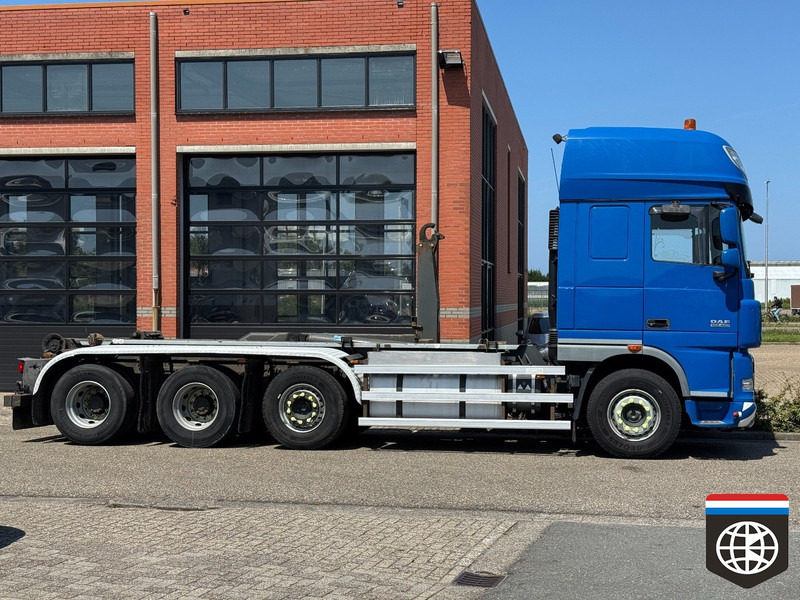 DAF XF 105.460 8X2/4 - 30t hooklift - CLEAN HOLLAND TRUCK - Camión multibasculante: foto 4 DAF XF 105.460 8X2/4 - 30t hooklift - CLEAN HOLLAND TRUCK - Camión multibasculante: foto 4