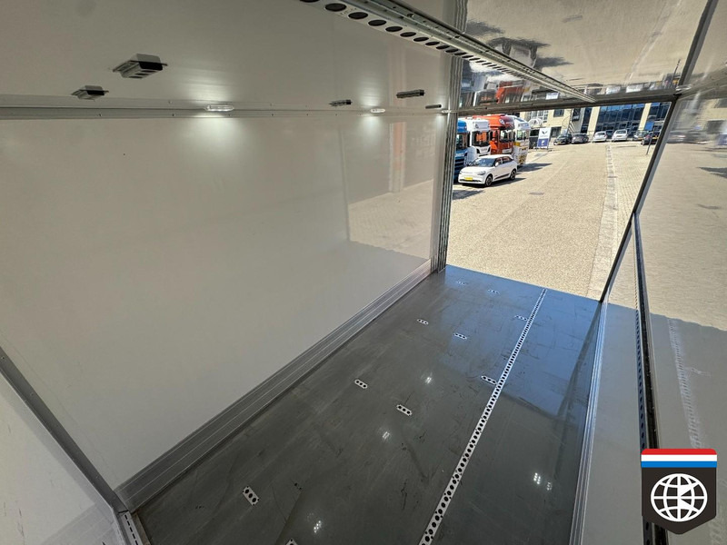 Mercedes-Benz Sprinter Laadbak verwarming - IDEAAL VOOR TRANSPORT VAN BLOEMEN IN DOZEN en/ of KRATTEN - Furgoneta caja cerrada: foto 3 Mercedes-Benz Sprinter Laadbak verwarming - IDEAAL VOOR TRANSPORT VAN BLOEMEN IN DOZEN en/ of KRATTEN - Furgoneta caja cerrada: foto 3