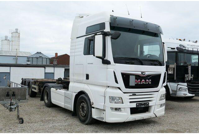 MAN 18.460 TGX XXL 4x2, Spoiler, Intarder, 2x Tank - Cabeza tractora: foto 2 MAN 18.460 TGX XXL 4x2, Spoiler, Intarder, 2x Tank - Cabeza tractora: foto 2