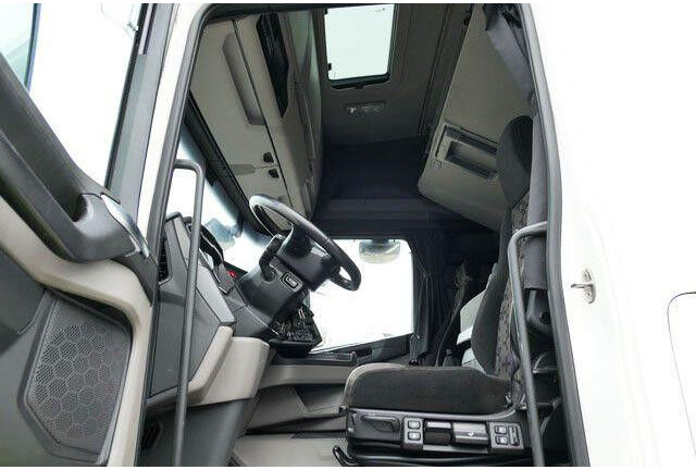 Cabeza tractora Scania R 500 4x2, Retarder, Standklima, Klima, Navi,TOP: foto 9 Cabeza tractora Scania R 500 4x2, Retarder, Standklima, Klima, Navi,TOP: foto 9