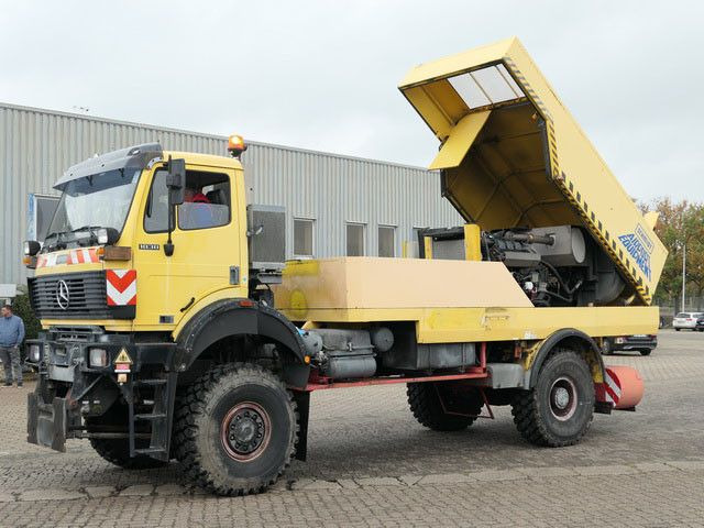 Mercedes-Benz 1838 AK 4x4, Allrad, Kehrmaschine Schmidt - Camión: foto 5 Mercedes-Benz 1838 AK 4x4, Allrad, Kehrmaschine Schmidt - Camión: foto 5