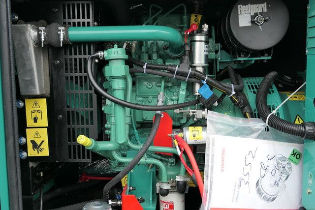 Cummins Stromgenerator, 10 kVA, Sofort verfügbar - Generador industriale: foto 2 Cummins Stromgenerator, 10 kVA, Sofort verfügbar - Generador industriale: foto 2