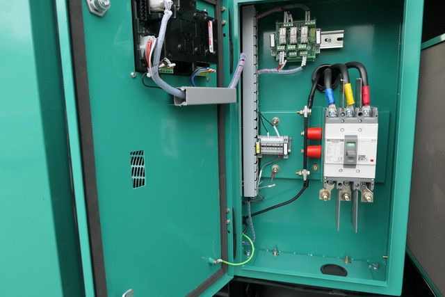 Cummins Stromgenerator, 82,5kVA, sofort vefügbar - Generador industriale: foto 5 Cummins Stromgenerator, 82,5kVA, sofort vefügbar - Generador industriale: foto 5