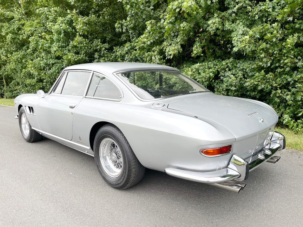 Ferrari 330 GT Coupe 2+2/TÜV neu/H-Zulassung - Coche: foto 5 Ferrari 330 GT Coupe 2+2/TÜV neu/H-Zulassung - Coche: foto 5