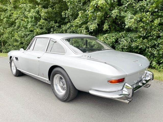 Ferrari 330 GT Coupe 2+2/TÜV neu/H-Zulassung - Coupé: foto 5 Ferrari 330 GT Coupe 2+2/TÜV neu/H-Zulassung - Coupé: foto 5