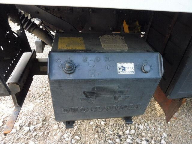 Iveco 80E18 4x2, LBW, AHK, Klima, 6.100mm lang - Camión caja cerrada: foto 4 Iveco 80E18 4x2, LBW, AHK, Klima, 6.100mm lang - Camión caja cerrada: foto 4