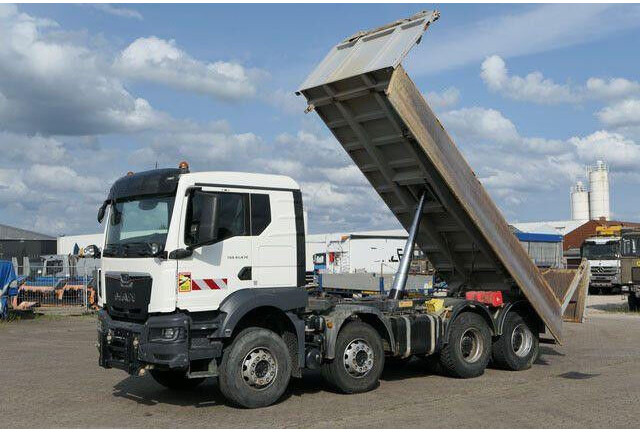 MAN 41.470 TGS 8x4, Bordmatik, Anbauplatte, Kombitür - Camión volquete: foto 2 MAN 41.470 TGS 8x4, Bordmatik, Anbauplatte, Kombitür - Camión volquete: foto 2