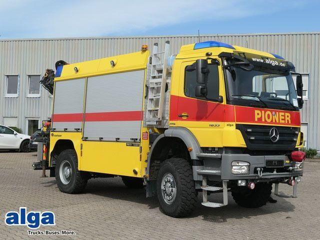 Mercedes-Benz 1833 Axor 4x4, Kran Palfinger, Rosenbauer, AHK - Camión de bomberos: foto 1 Mercedes-Benz 1833 Axor 4x4, Kran Palfinger, Rosenbauer, AHK - Camión de bomberos: foto 1