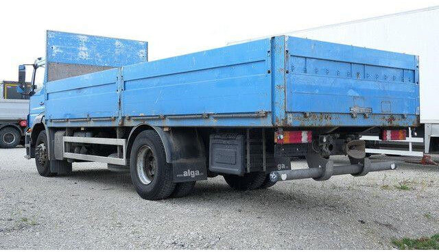 Mercedes-Benz 1833 L Axor 4x2, Klima, 7.200mm lang, AHK - Camión caja abierta: foto 4 Mercedes-Benz 1833 L Axor 4x2, Klima, 7.200mm lang, AHK - Camión caja abierta: foto 4