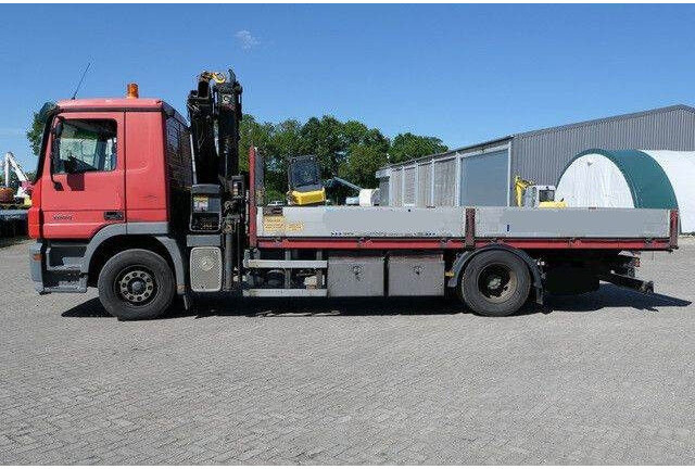 Mercedes-Benz 1844 L Actros 4x2, Hiab 144E-3, Funk, Voll-Luft - Camión caja abierta: foto 2 Mercedes-Benz 1844 L Actros 4x2, Hiab 144E-3, Funk, Voll-Luft - Camión caja abierta: foto 2