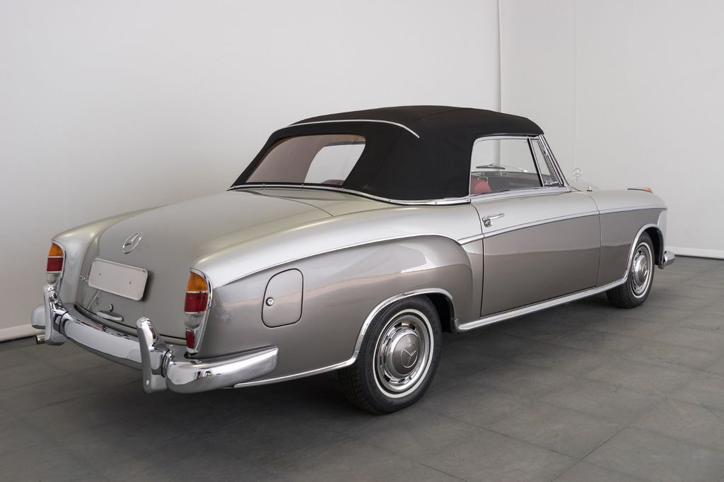 Mercedes-Benz 220 SE/Cabrio/Matching Number/ClassicData 1/Pont - Coche: foto 5 Mercedes-Benz 220 SE/Cabrio/Matching Number/ClassicData 1/Pont - Coche: foto 5