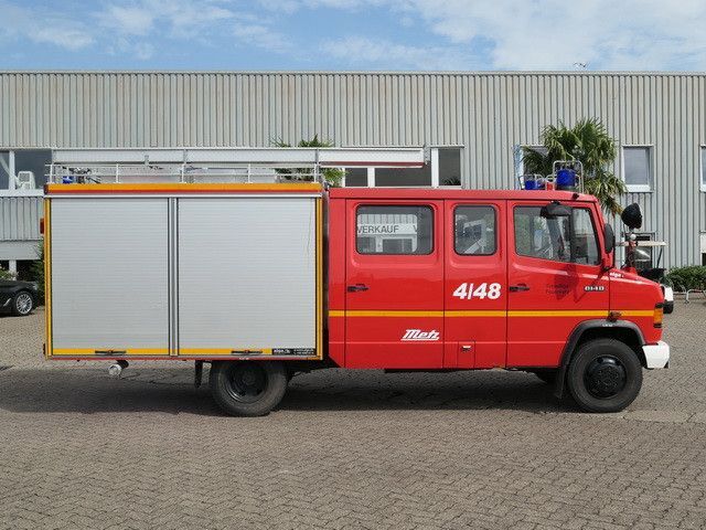 Mercedes-Benz 814 D/Feuerwehr/Metz/Wassertank/Pumpe - Camión de bomberos: foto 2 Mercedes-Benz 814 D/Feuerwehr/Metz/Wassertank/Pumpe - Camión de bomberos: foto 2