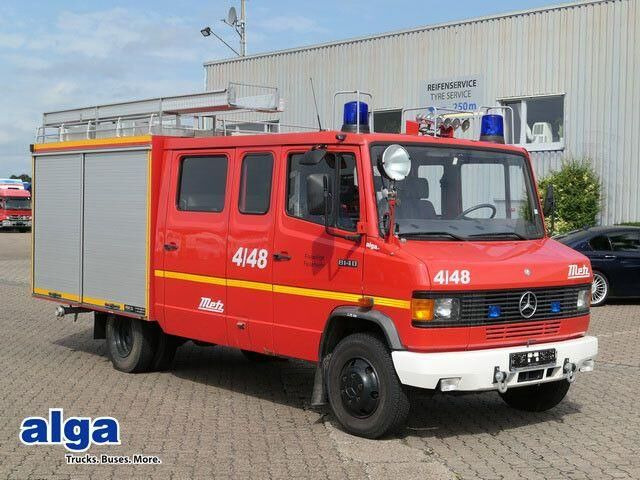 Mercedes-Benz 814 D/Feuerwehr/Metz/Wassertank/Pumpe - Camión de bomberos: foto 1 Mercedes-Benz 814 D/Feuerwehr/Metz/Wassertank/Pumpe - Camión de bomberos: foto 1