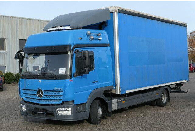 Mercedes-Benz 823 Atego 4x2, Edscha, Schiebeplane, Standklima - Camión lona: foto 3 Mercedes-Benz 823 Atego 4x2, Edscha, Schiebeplane, Standklima - Camión lona: foto 3