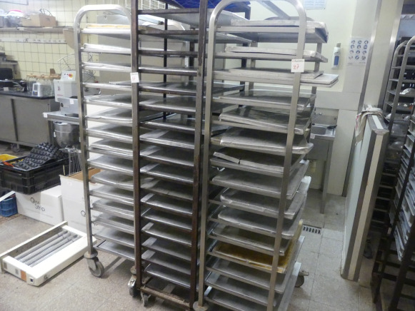 3 Chariots avec plateaux - Maquinaria de panadería: foto 5 3 Chariots avec plateaux - Maquinaria de panadería: foto 5